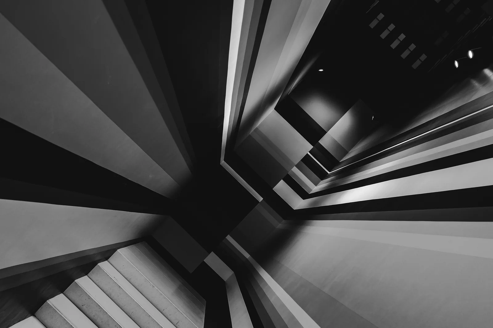 Black & White — 005
