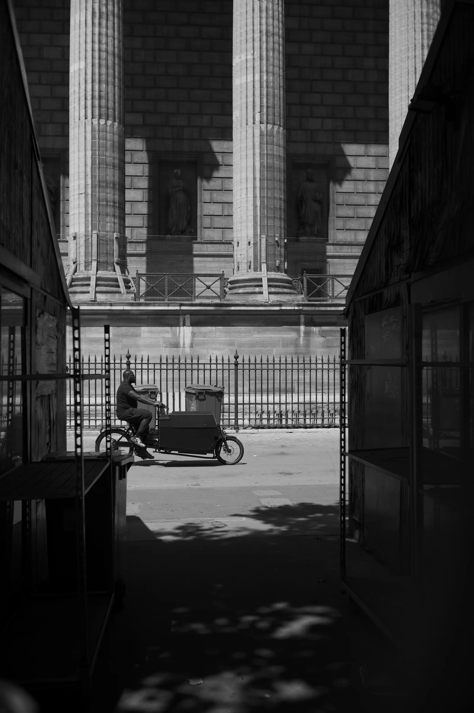 Black & White — 021