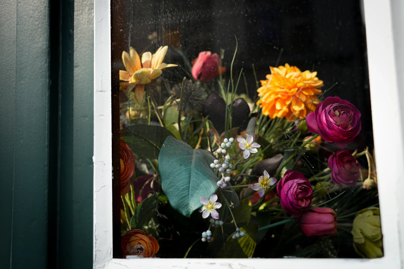 Colours / Street — 009